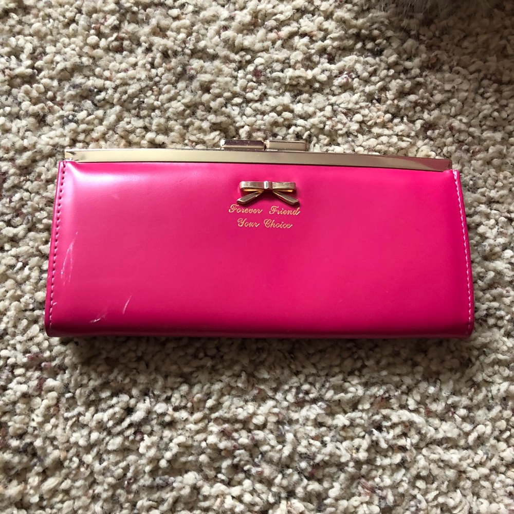 Wallet, great condition.
